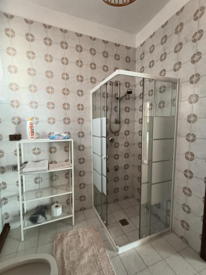 B&B Le Rose Crone Zewnętrze zdjęcie