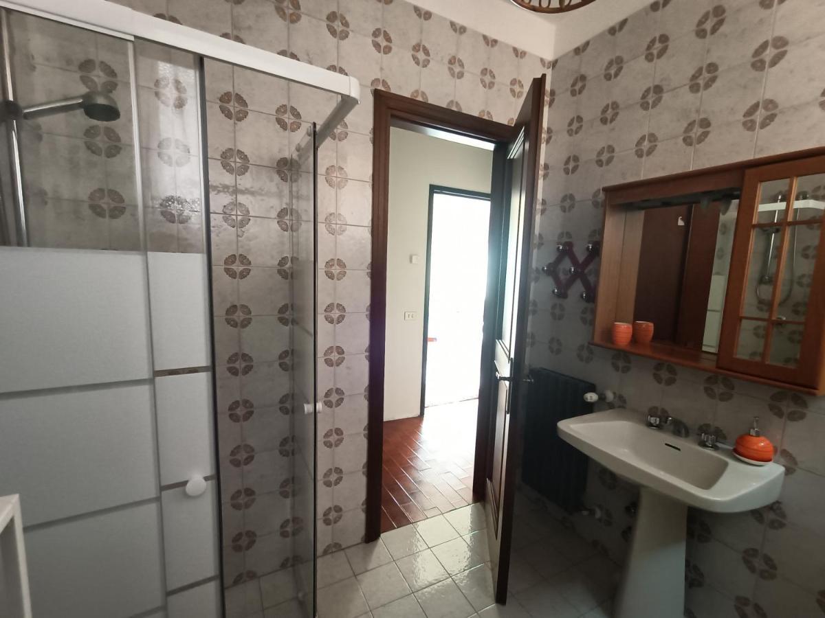 B&B Le Rose Crone Zewnętrze zdjęcie